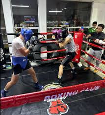 Sparring en ring Knock Out Boxing Club CDMX
