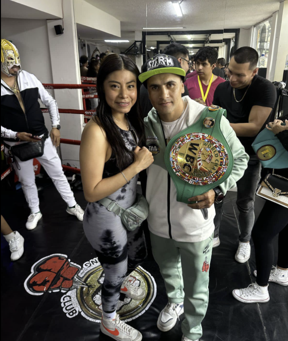 Paola campeona WBC
